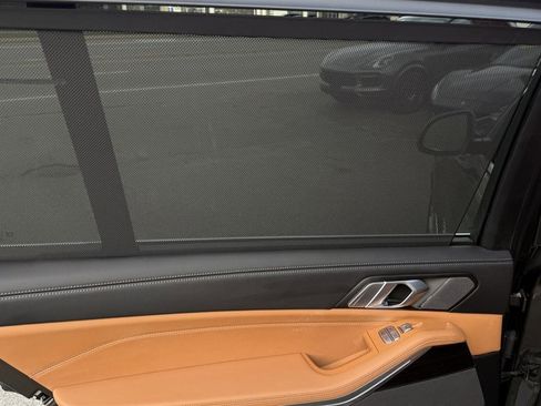 Used 2024 BMW X7 xDrive40i image 31