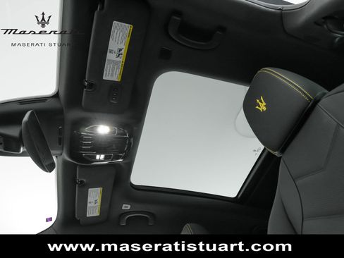 New 2025 Maserati Grecale Modena AWD/4WD image 44