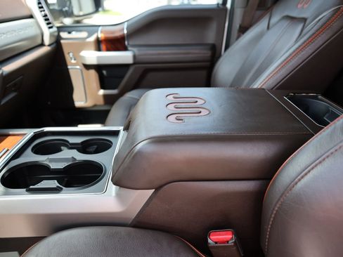 Used 2017 Ford F250 King Ranch w/ King Ranch Ultimate Package AWD/4WD image 22