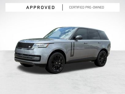 Used 2025 Land Rover Range Rover SE