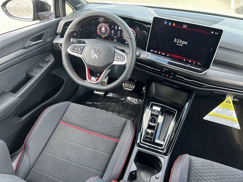 New 2026 Volkswagen GTI SE FWD image 10