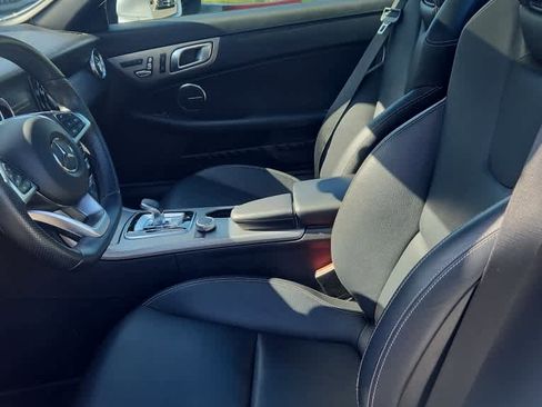 Used 2017 Mercedes-Benz SLC 300 image 6