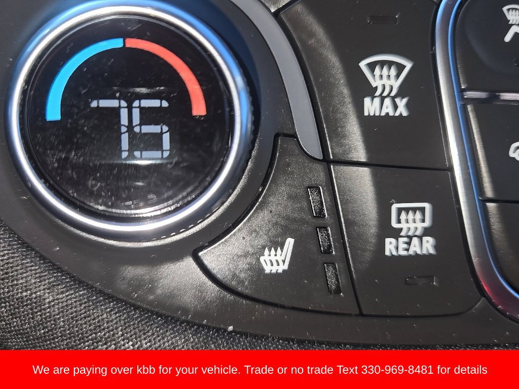 Used 2024 Chevrolet Malibu LT FWD image 17