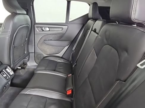 Certified 2023 Volvo XC40 B5 Plus w/ Driver Assist Package image 17