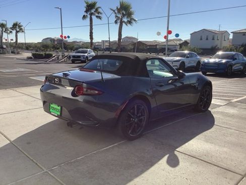 Used 2016 MAZDA MX-5 Miata Club image 9