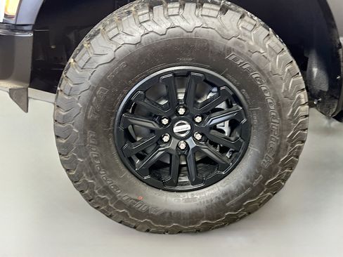 Used 2025 Ford F150 Raptor image 13