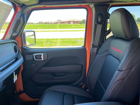 New 2026 Jeep Gladiator Rubicon AWD/4WD image 21