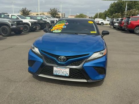 Used 2020 Toyota Camry XSE image 2