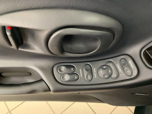 Used 1998 Chevrolet Corvette Coupe w/ Roof Pkg image 13