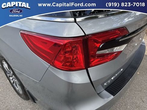 Used 2024 Honda Odyssey EX-L image 15