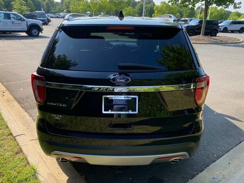 Used 2017 Ford Explorer Limited FWD image 32
