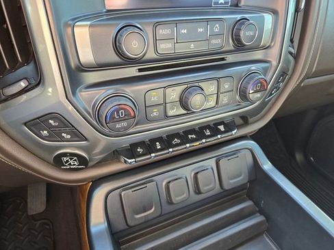 Used 2019 Chevrolet Silverado 2500 LTZ w/ Duramax Plus Package image 21