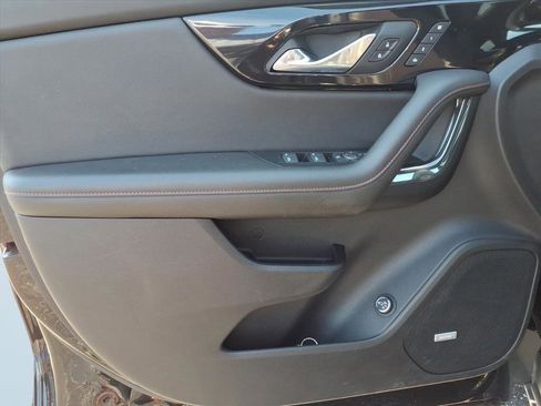 Certified 2023 Chevrolet Blazer RS w/ Enhanced Convenience Package image 16