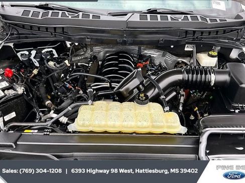 Used 2022 Ford F150 XLT w/ Equipment Group 302A High image 8