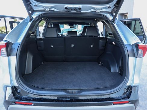 Certified 2025 Toyota RAV4 XSE image 40