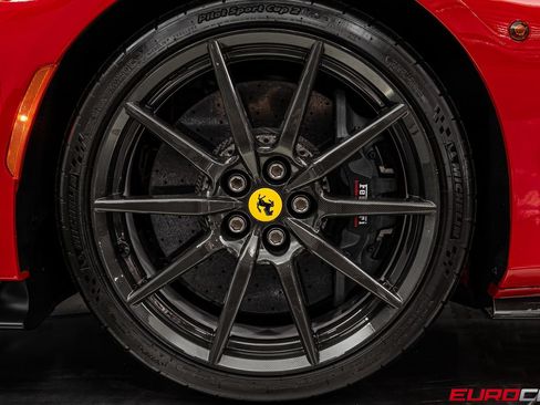 Used 2019 Ferrari 488 Pista Coupe RWD image 28