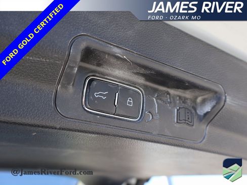 Certified 2025 Ford Explorer Active image 17