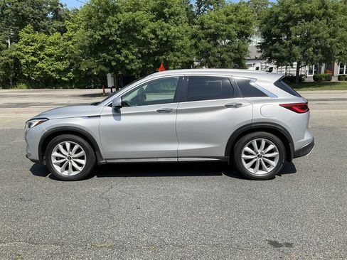 Used 2019 INFINITI QX50 Essential w/ Premium Heat Package AWD/4WD image 9
