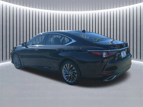 Used 2024 Lexus ES 350 Luxury image 7
