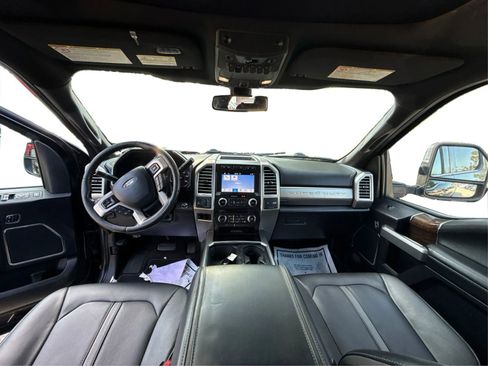 Used 2017 Ford F250 Platinum w/ Platinum Ultimate Package AWD/4WD image 20