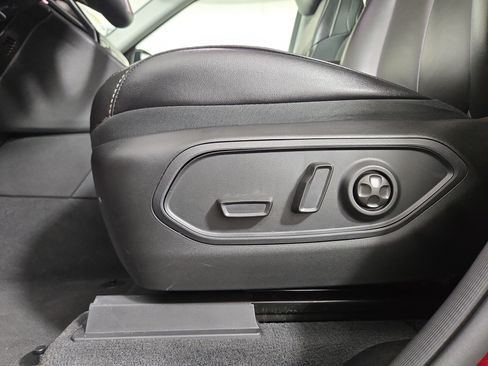 Certified 2024 Jeep Grand Cherokee Limited w/ Black Appearance Package AWD/4WD image 31