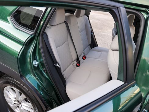 Certified 2026 Toyota Corolla Cross LE FWD image 38