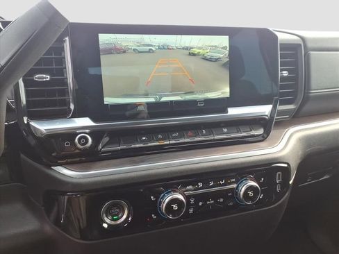 Used 2024 GMC Sierra 1500 SLT image 24