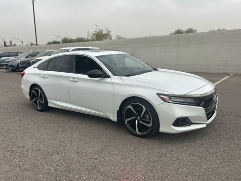 Used 2022 Honda Accord Sport image 7