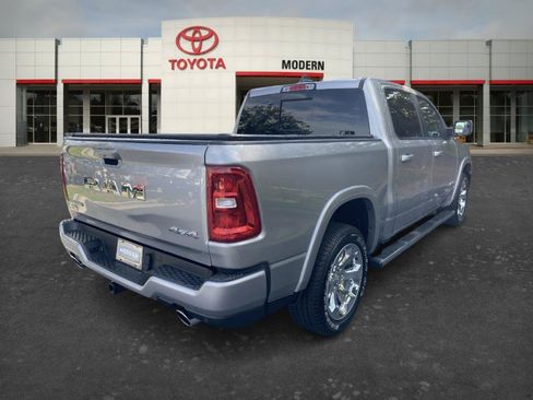 Used 2025 RAM 1500 Big Horn AWD/4WD image 5