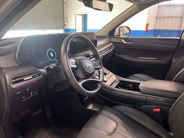 Used 2025 Hyundai Palisade Limited FWD image 23