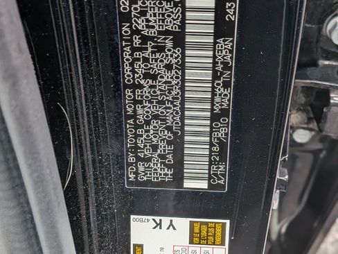 Used 2024 Toyota Prius LE image 35