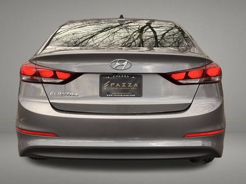 Used 2018 Hyundai Elantra Value Edition FWD image 4