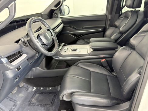 Used 2025 Lincoln Navigator L Reserve w/ Jet Appearance Package AWD/4WD image 11