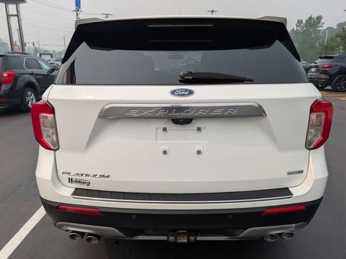 Used 2020 Ford Explorer Platinum w/ Premium Technology Package AWD/4WD image 4