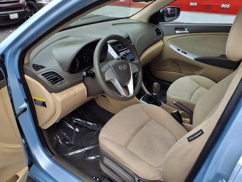 Used 2013 Hyundai Accent GLS FWD image 15