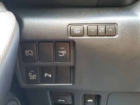 Used 2021 Lexus RC F w/ Premium Package image 25