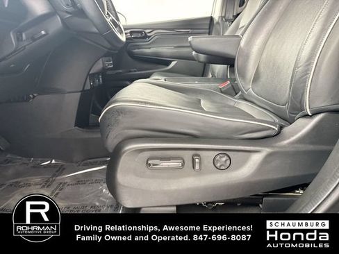 Used 2024 Honda Odyssey Elite image 23