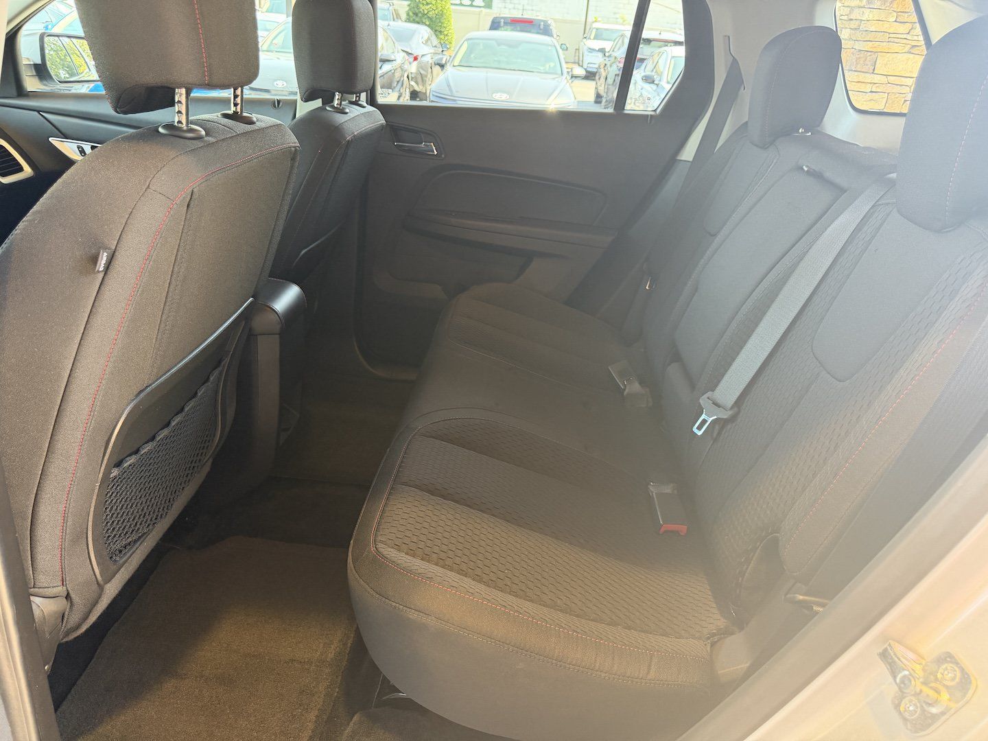 Used 2015 GMC Terrain SLE FWD image 28