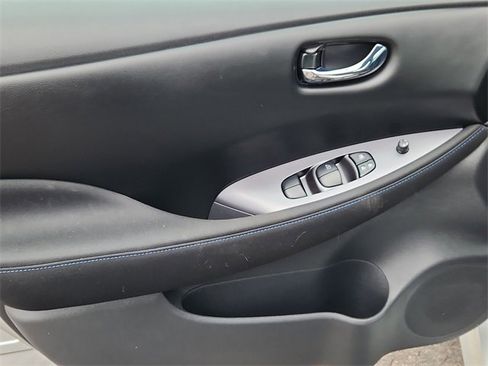 Certified 2025 Nissan Leaf S image 6