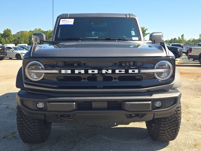 Certified 2024 Ford Bronco Outer Banks w/ Sasquatch Package AWD/4WD image 9
