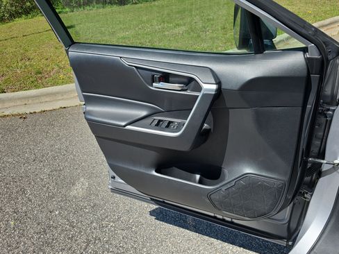 Used 2024 Toyota RAV4 XLE image 25