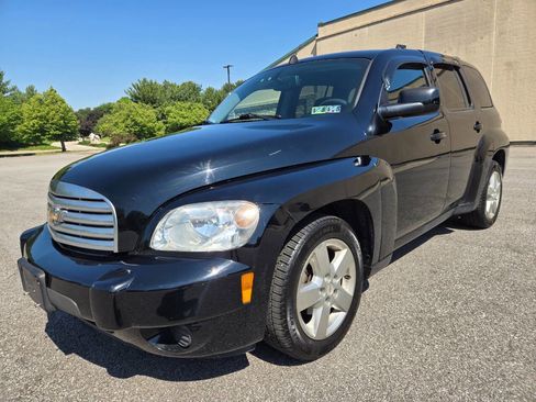 Used 2010 Chevrolet HHR LT FWD image 2