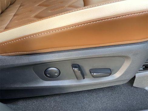 New 2026 Nissan Pathfinder Platinum image 23