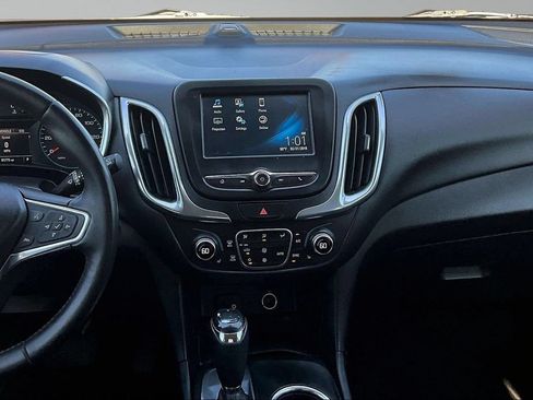 Used 2018 Chevrolet Equinox LT FWD image 10