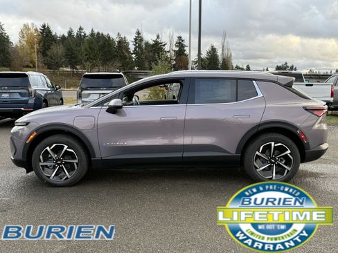 New 2026 Chevrolet Equinox EV LT image 2