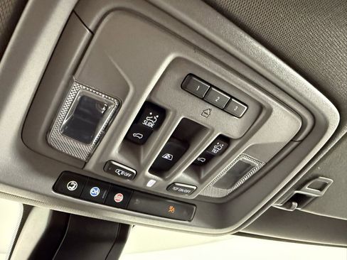 Used 2022 GMC Sierra 2500 Denali image 30