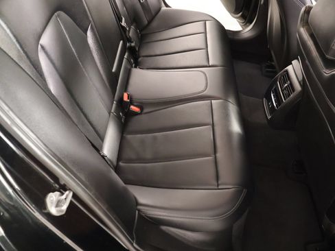 Used 2025 BMW 330i Sedan RWD image 15