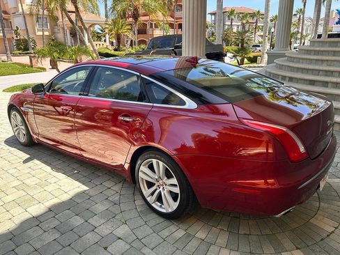 Used 2014 Jaguar XJ L Portfolio RWD image 30
