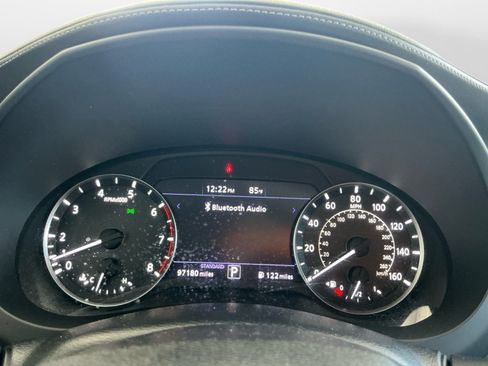 Used 2019 INFINITI QX50 Essential w/ Premium Heat Package FWD image 14