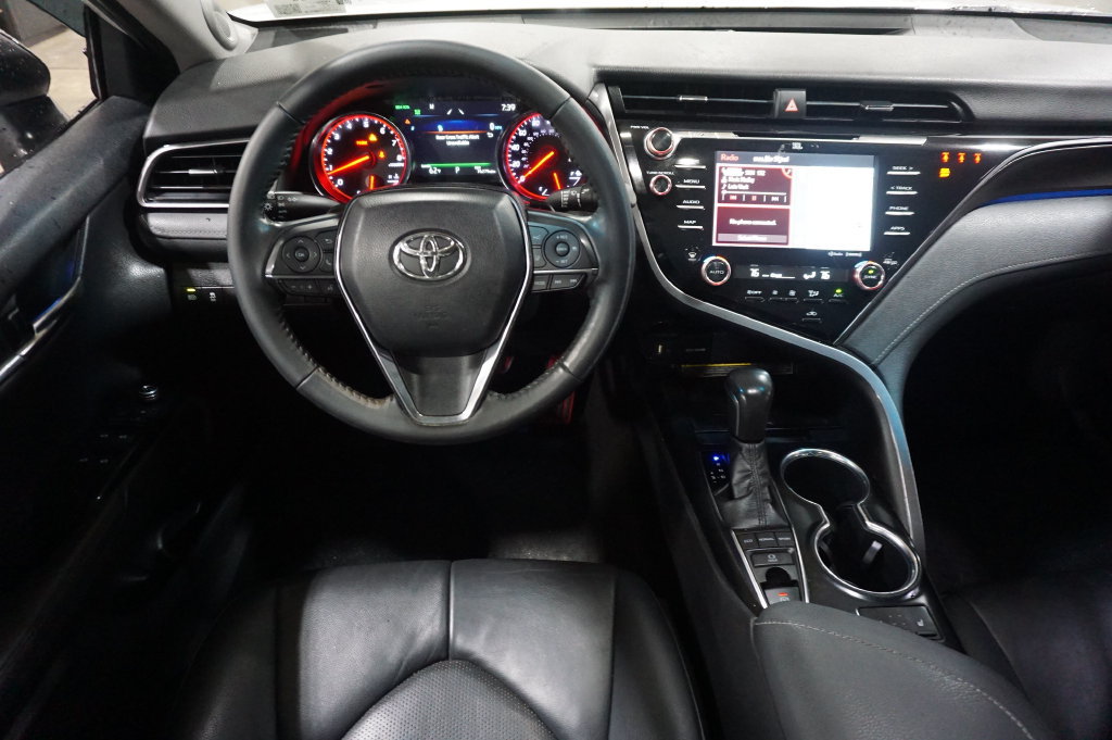 Used 2019 Toyota Camry XSE w/ Navigation Package FWD image 6